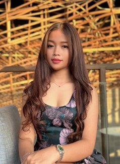 Ariana Putri - escort in Bali Photo 3 of 6