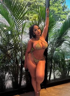 ARIANA - escort in Mumbai Photo 1 of 19