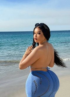 Ariana - escort in Accra Photo 1 of 4