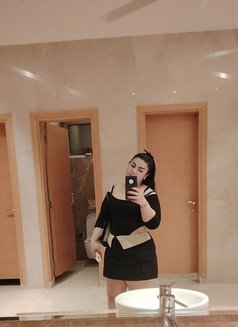 Ariana - escort in Riyadh Photo 1 of 6