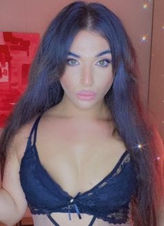 Ariana Ts11 - Transsexual escort in Beirut Photo 1 of 3