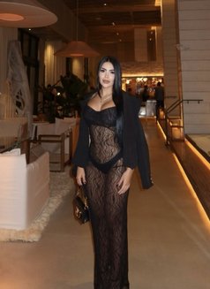 Ariana - escort in Riyadh Photo 3 of 5