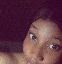 Arianna - escort in Leicester