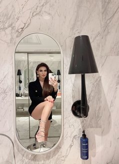 Arianna Russian Xl 20cm - Transsexual escort in İstanbul Photo 25 of 30