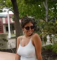 Aric a Beauty - puta in Candolim, Goa