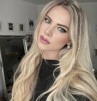 Ariel - escort in Seoul