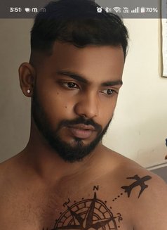 Arif - Male escort in New Delhi Photo 2 of 3