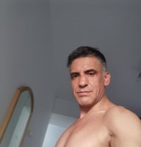 Arif Yılmaz - Acompañantes masculino in Dubai