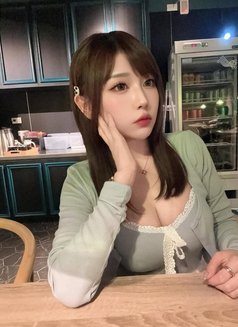 Ariin - escort in Jakarta Photo 1 of 4