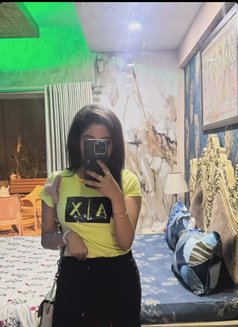 Arijit Escorts Kolkata - Agencia de putas in Kolkata Photo 1 of 1