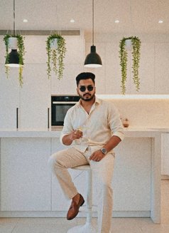 Arijit - Male escort in Kolkata Photo 1 of 12