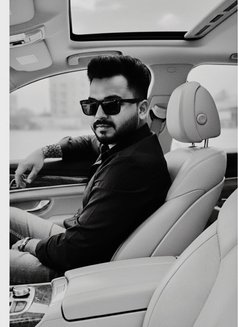 Arijit - Male escort in Kolkata Photo 15 of 17
