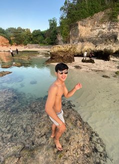 Aril - Male escort in Bali Photo 5 of 5