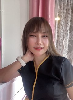 Arin - masseuse in Chiang Mai Photo 7 of 8