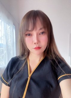 Arin - masseuse in Lampang Photo 4 of 9