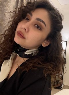 Arina - puta in Dubai Photo 11 of 11