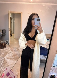 Arina - escort in Hong Kong Photo 2 of 15