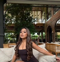 Arina Sily - puta in Bali