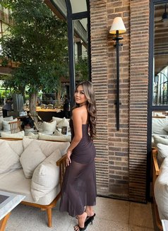 Arina Sily - puta in Bali Photo 6 of 6