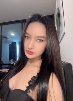 Arina - escort in Bangkok Photo 6 of 12