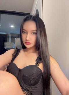 Arina - escort in Bangkok Photo 8 of 12