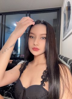 Arina - escort in Bangkok Photo 10 of 12