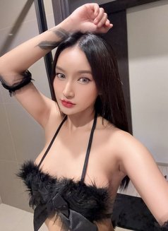 Arina - escort in Bangkok Photo 8 of 9