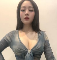 Arina - escort in Da Nang
