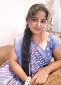 Arini - puta in Chennai Photo 1 of 4