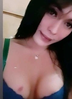 Arini Queen Ladyboy shemale - Acompañantes transexual in Medan Photo 2 of 5