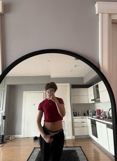 Aris 🇪🇸 - Transsexual escort in Riyadh Photo 3 of 16