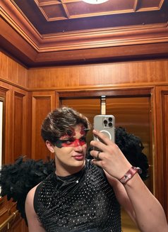 Aris 🇪🇸 - Transsexual escort in Riyadh Photo 5 of 16