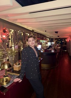 Hot Aris 🇪🇸 - Male escort in Riyadh Photo 8 of 9