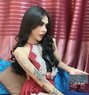 Aris - Transsexual escort in Muscat Photo 1 of 3
