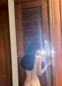 Ariya789 - masseuse in Taipei Photo 13 of 13