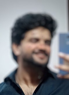 Ariyan Dixit - Male escort in New Delhi Photo 1 of 2