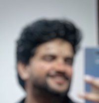 Ariyan Dixit - Acompañantes masculino in New Delhi