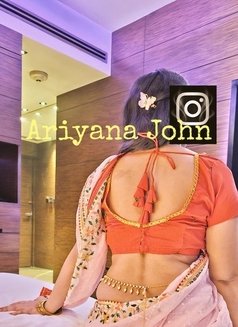 Ariyana John - Intérprete de adultos in Bangalore Photo 9 of 11