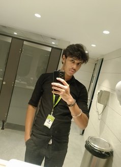 Ariyansh - Acompañantes masculino in Pune Photo 6 of 6