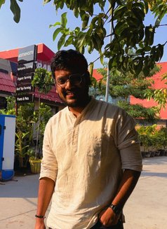 Arj - Male escort in Mumbai Photo 1 of 1