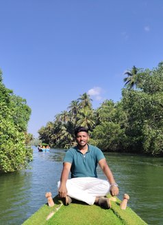 Arjun - Male escort in Bangalore Photo 8 of 12