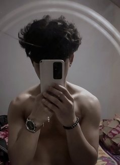 Arjun - Male escort in Gurgaon Photo 3 of 3