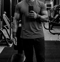 Arjun - Acompañantes masculino in Kottayam