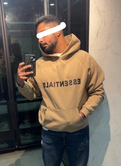 Arjun - Acompañantes masculino in New Delhi Photo 2 of 4