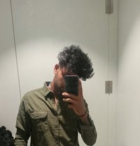 Arjun M - Acompañantes masculino in Chennai