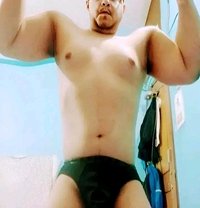 Arjun Singh - Acompañantes masculino in Guwahati