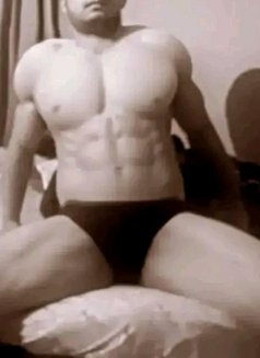 Arjun Singh - Male escort in Mumbai Photo 2 of 4