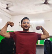 Arjun Singh - Male adult performer in New Delhi