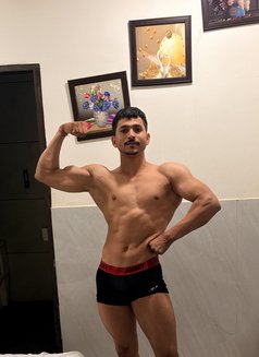 Arjun Singh - Male adult performer in New Delhi Photo 6 of 8