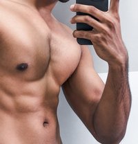 Arjun - Acompañantes masculino in Colombo